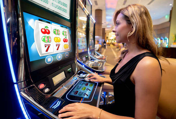 livechat 7meter mobile app interface showing account dashboard and game categories